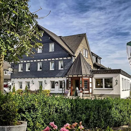 Zur Post Ξενοδοχείο Langewiese