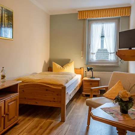 Zur Post Hotel 3*